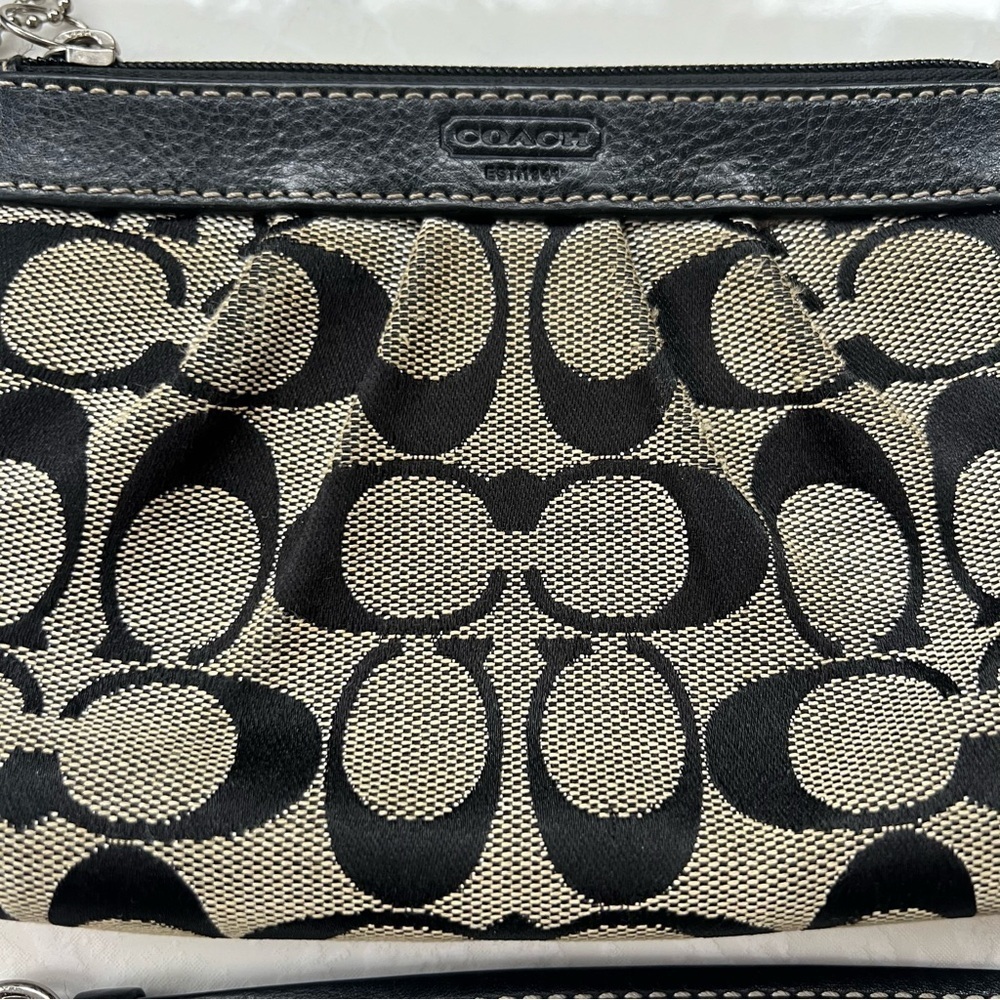 Coach Y2K Signature Leather Trim Wristlet Black Wallet Coin Purse Card Holder - Picture 10 of 11